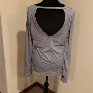 🐙 6/$20 Exertek Grey Long Sleeve Open Back